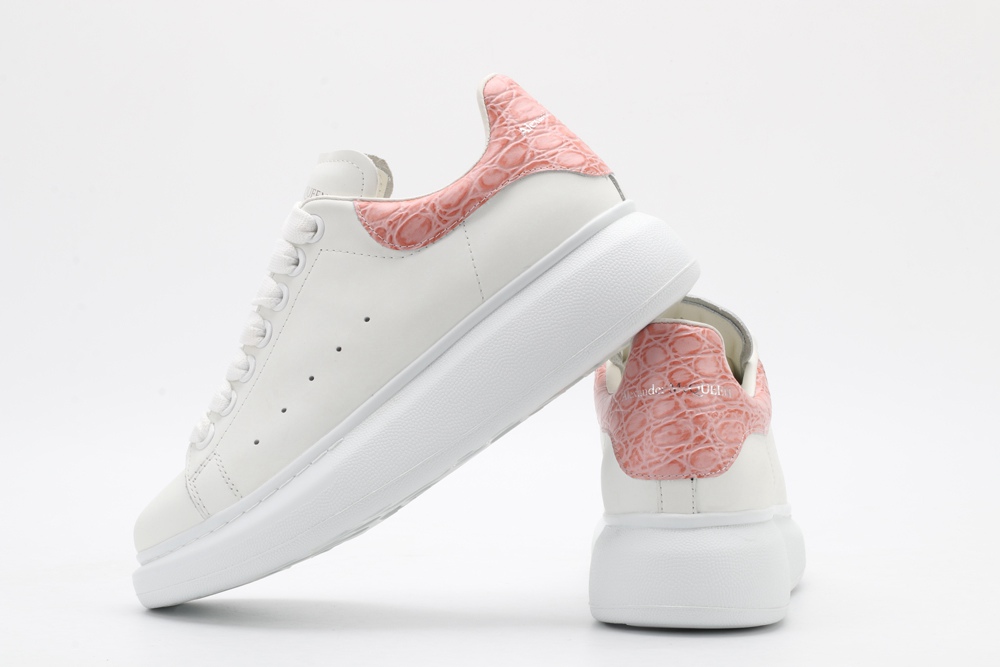 AMQ Leather Platform Sneakers