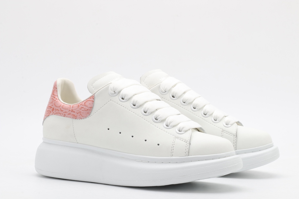 AMQ Leather Platform Sneakers