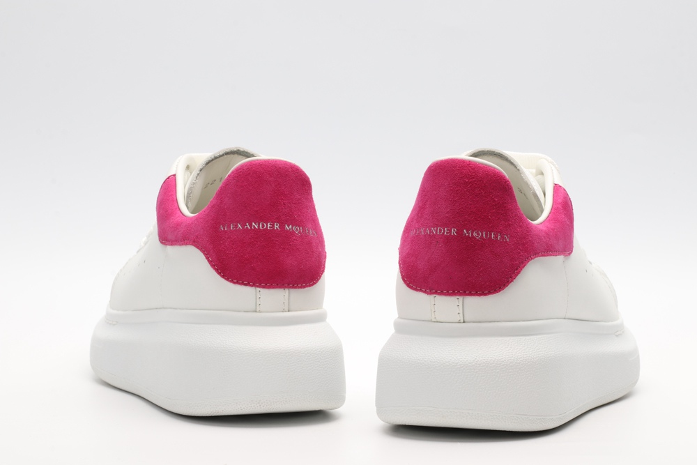 AMQ OVERSIZED SNEAKER with rose heel