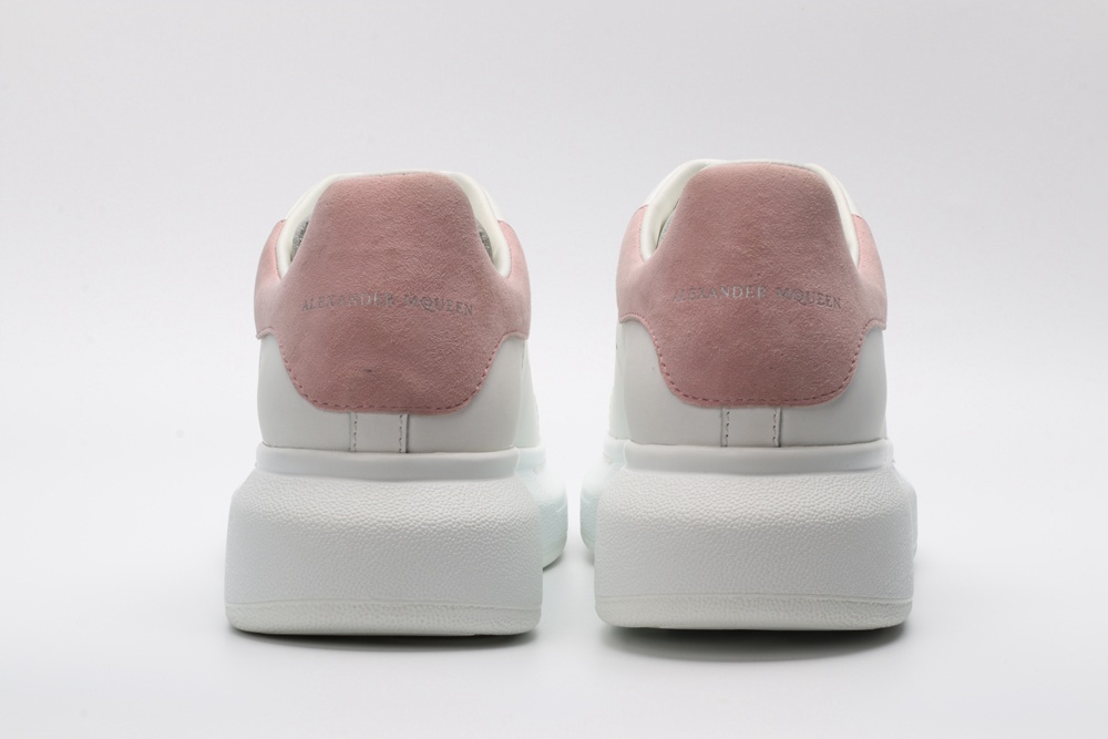 AMQ OVERSIZED SNEAKER with rose heel