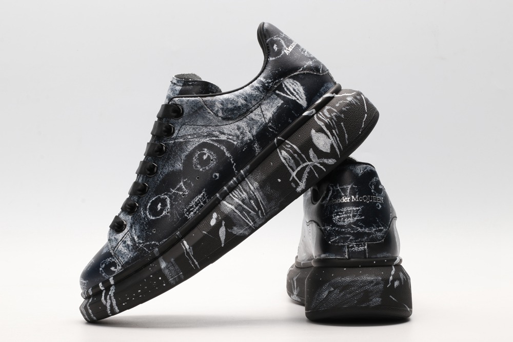 AMQ black oversized sneakers