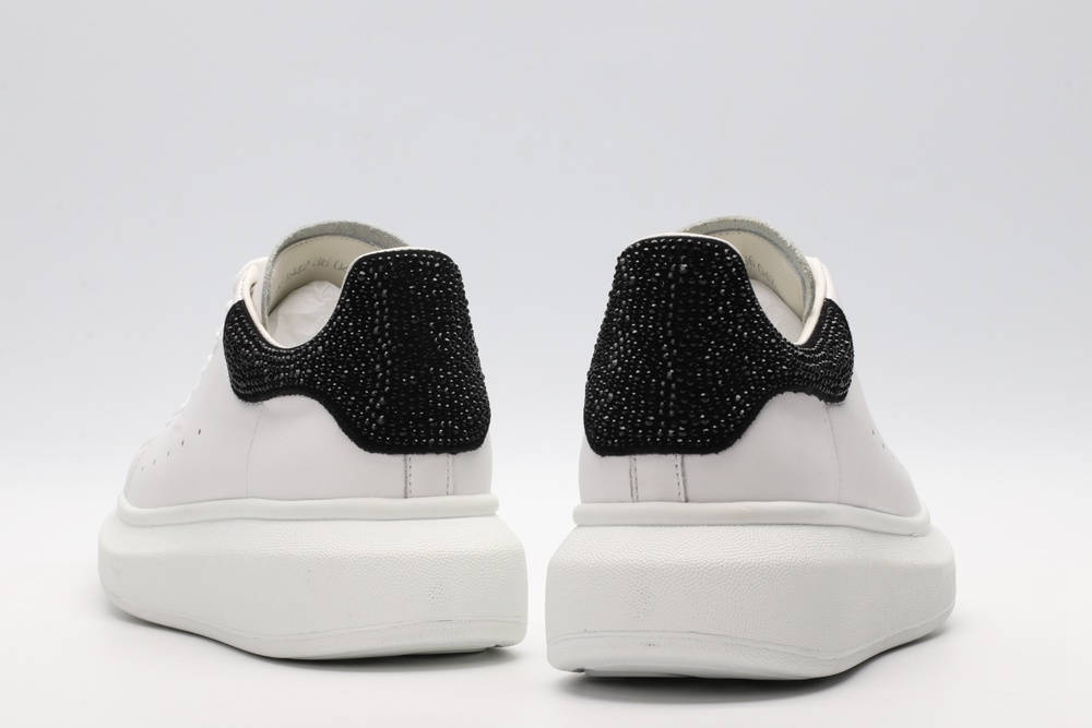 AMQ oversized sneakers with black heel