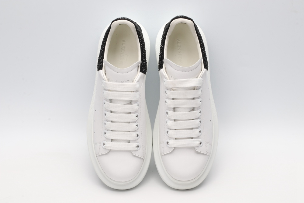 AMQ oversized sneakers with black heel