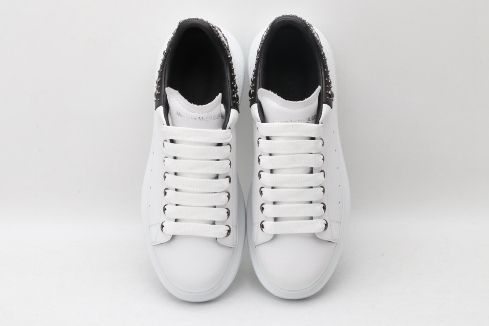 AMQ White calf leather lace-up sneaker
