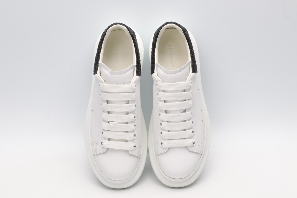 AMQ oversized sneakers with black heel