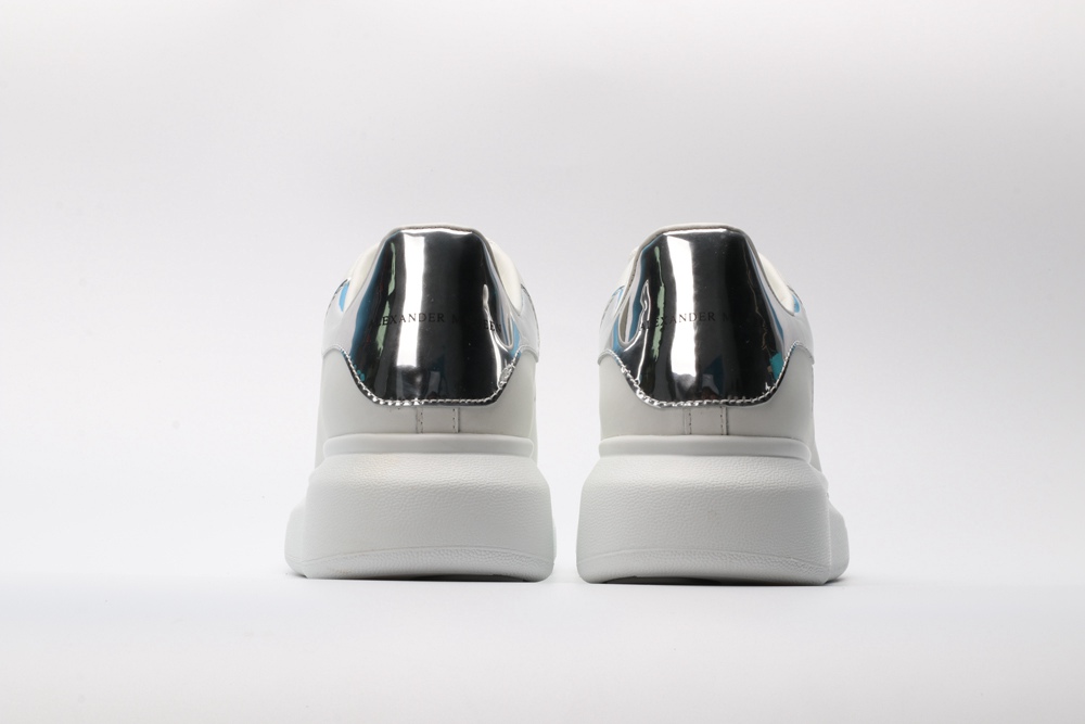 AMQ OVERSIZED SNEAKER