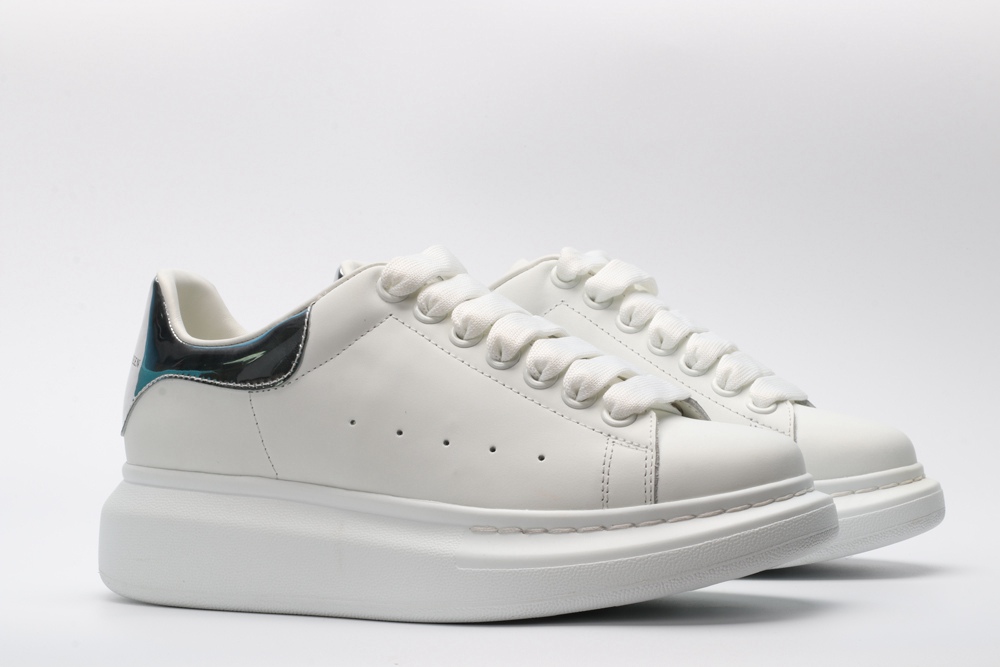 AMQ OVERSIZED SNEAKER