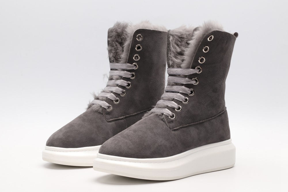 AMQ winter boots-cafe