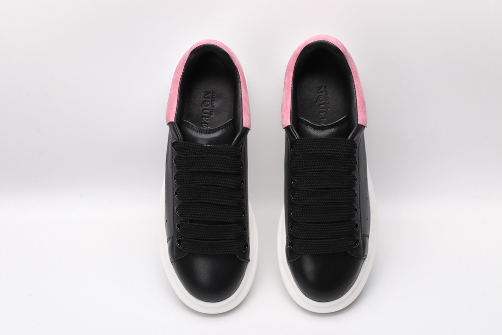 AMQ oversized black sneakers with rose heel