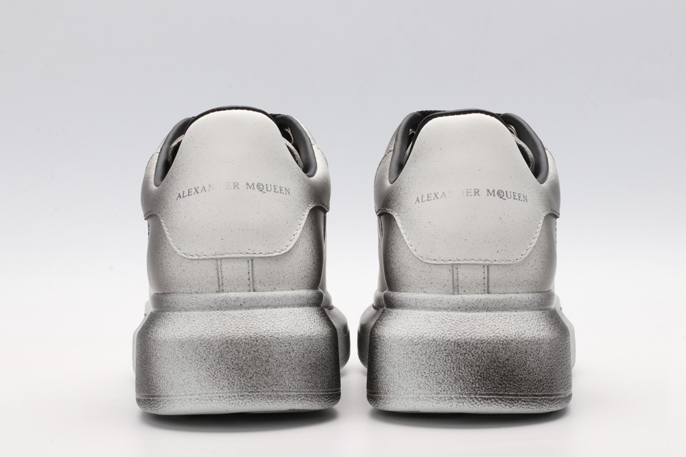 AMQ OVERSIZED SNEAKER