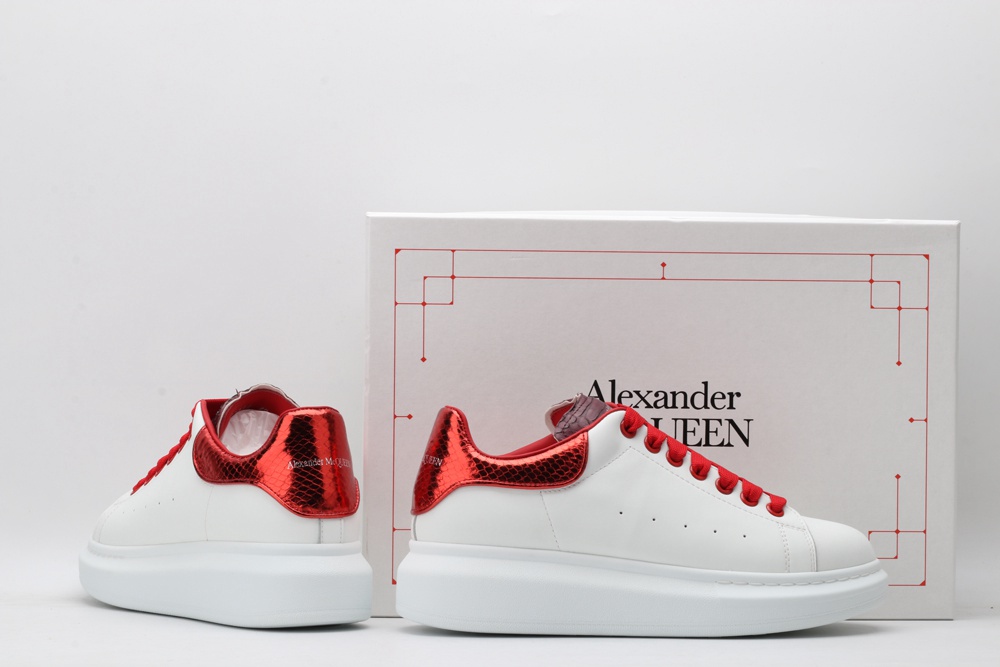 AMQ OVERSIZED SNEAKER