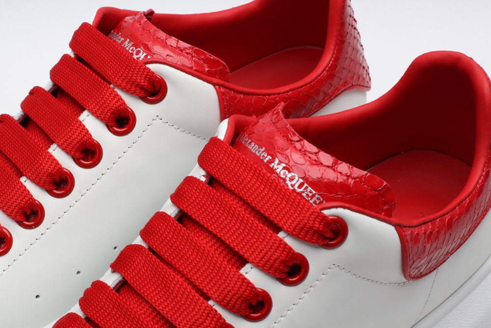 AMQ OVERSIZED SNEAKER