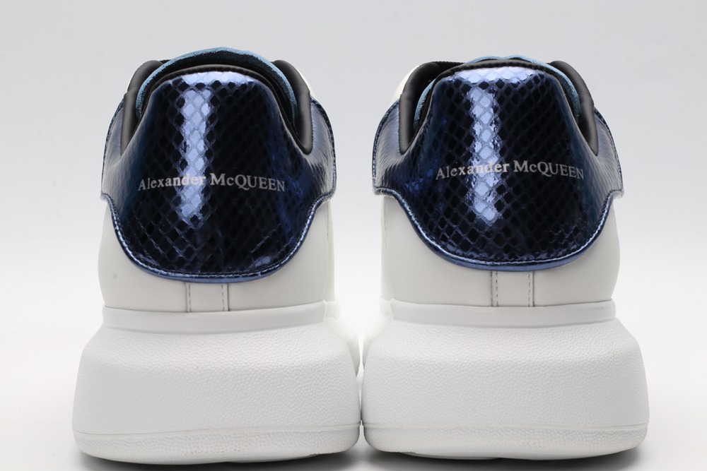 AMQ OVERSIZED SNEAKER