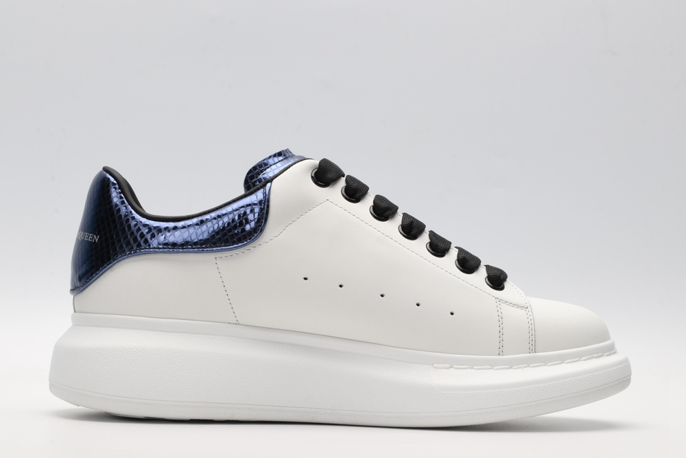 AMQ OVERSIZED SNEAKER
