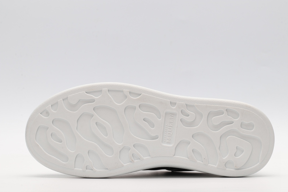 AMQ black oversized sneakers