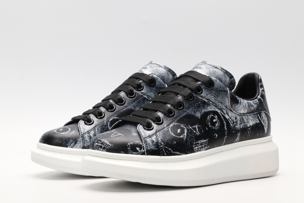 AMQ black oversized sneakers