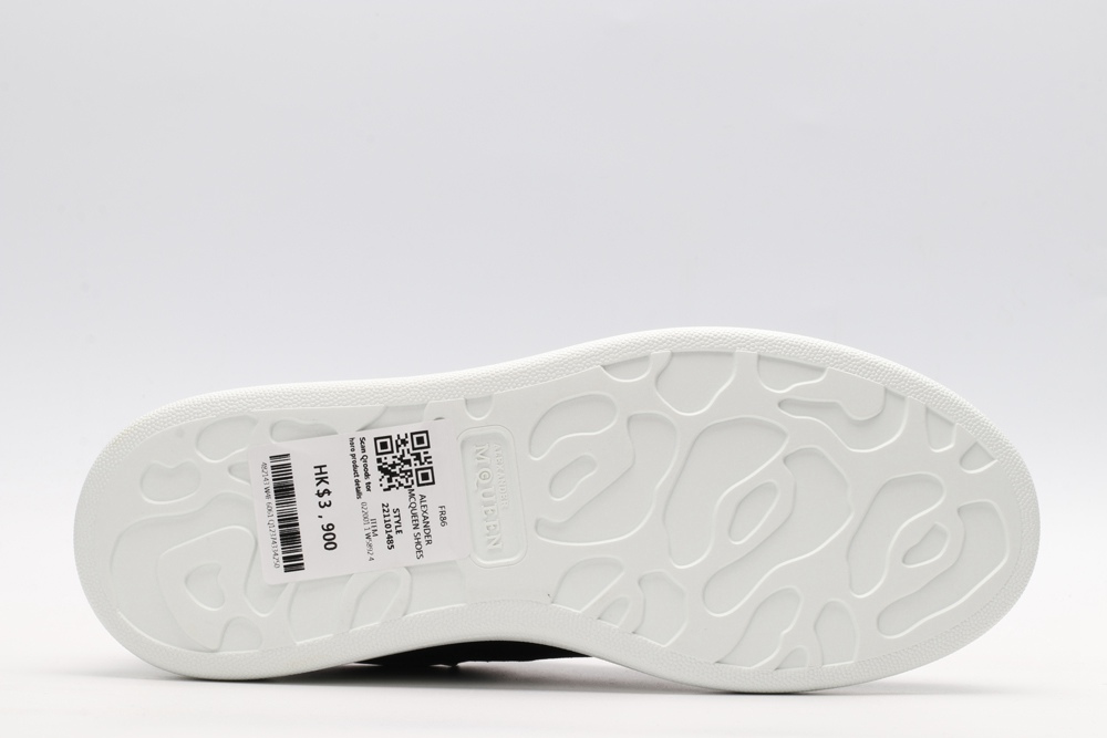 AMQ OVERSIZED SNEAKER black