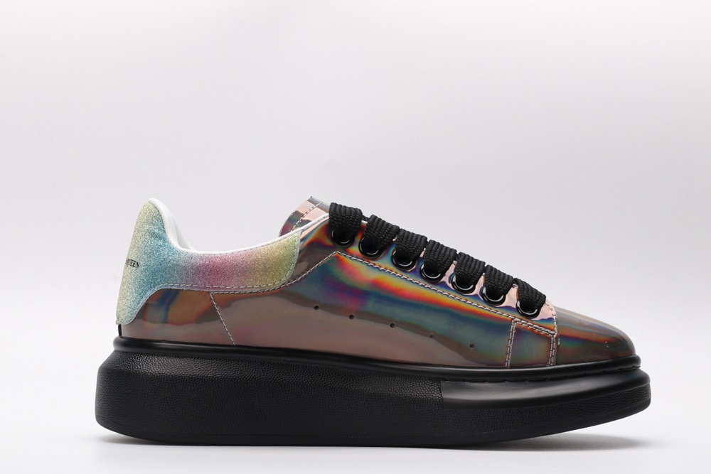 AMQ OVERSIZED SNEAKER