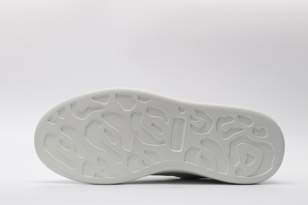 AMQ Leather Platform Sneakers