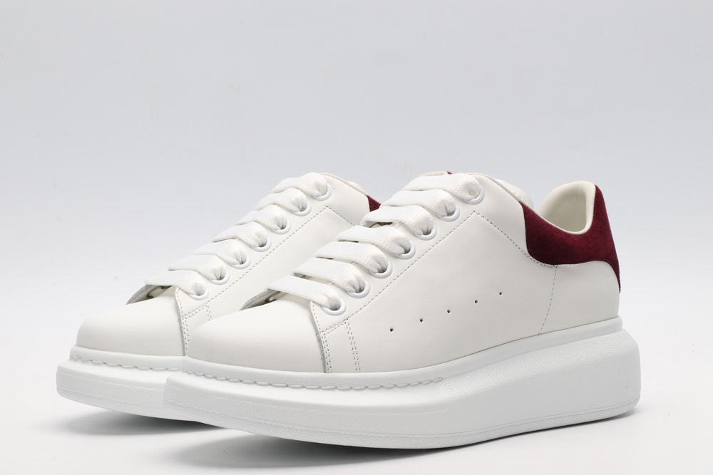 AMQ OVERSIZED SNEAKER