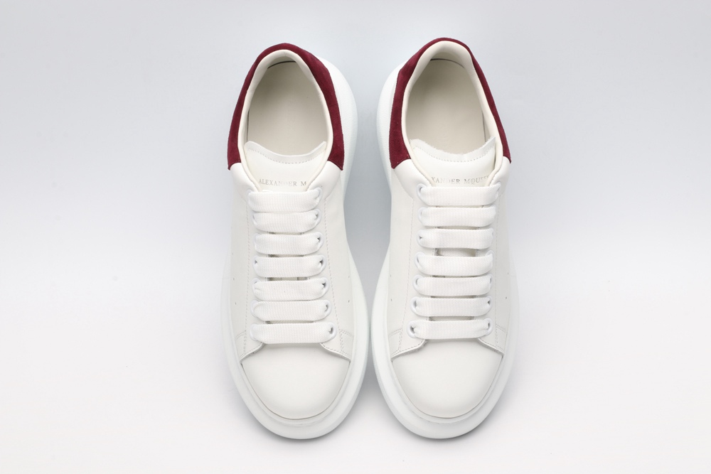 AMQ OVERSIZED SNEAKER