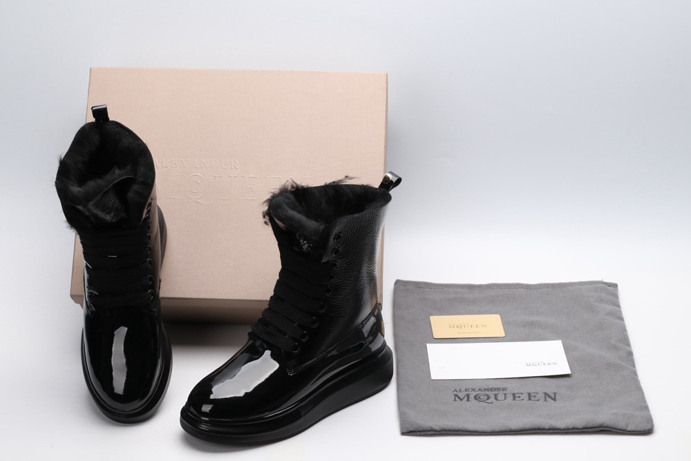 AMQ winter boots black