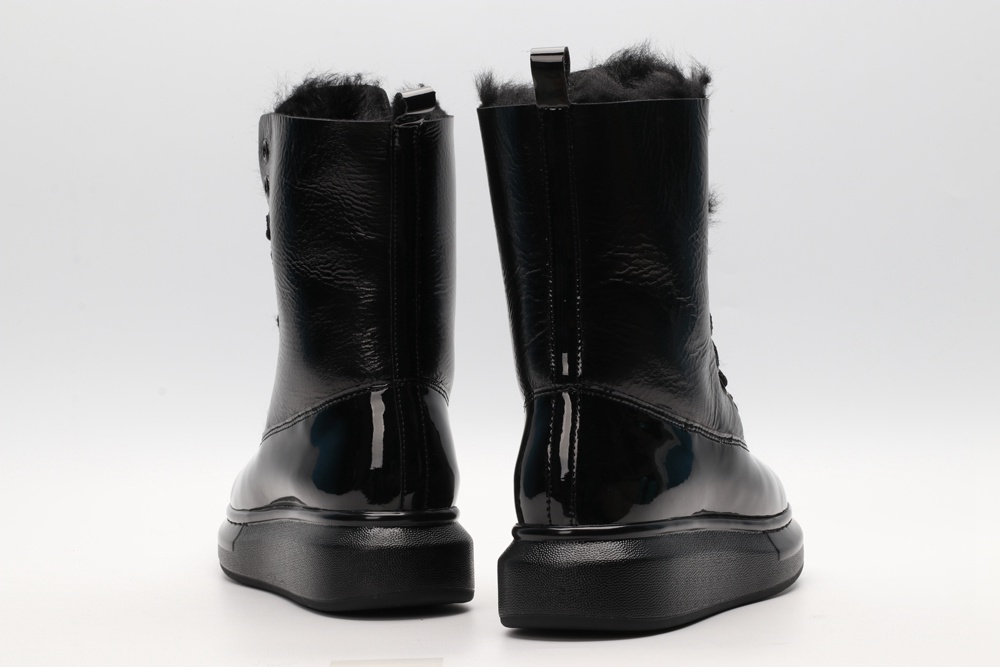 AMQ winter boots black